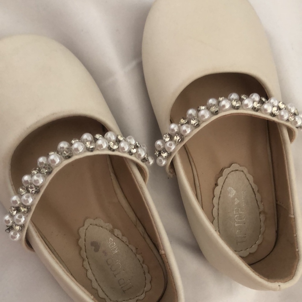 Girls Tip top spring pearl diamonds dress shoes - Picture 8 of 8